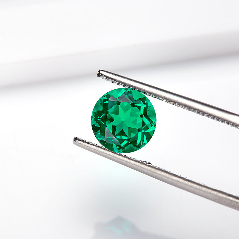 Green Round-Cut Loose Lab-Grown Diamond