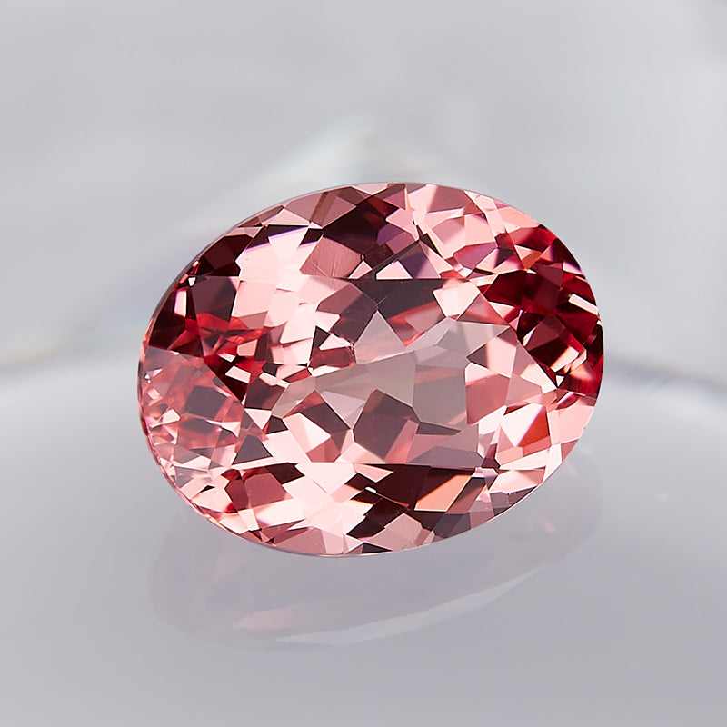 Pink Oval-Cut Loose Lab-Grown Diamond