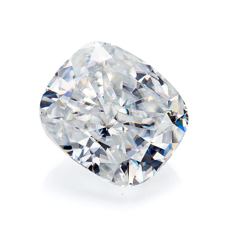 Graceful Emerald-Cut Moissanite Loose Stone