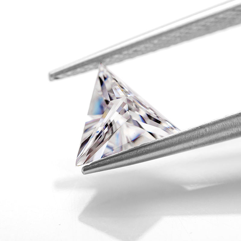 Sophisticated Trebly-Cut Moissanite Loose Stone