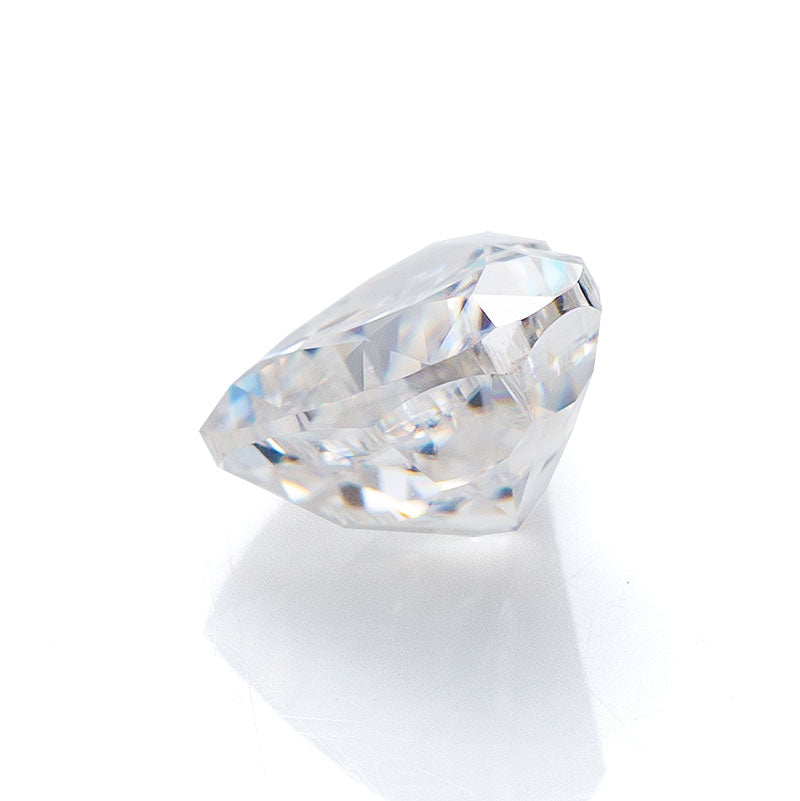 Warm Heart-Cut Moissanite Loose Stone